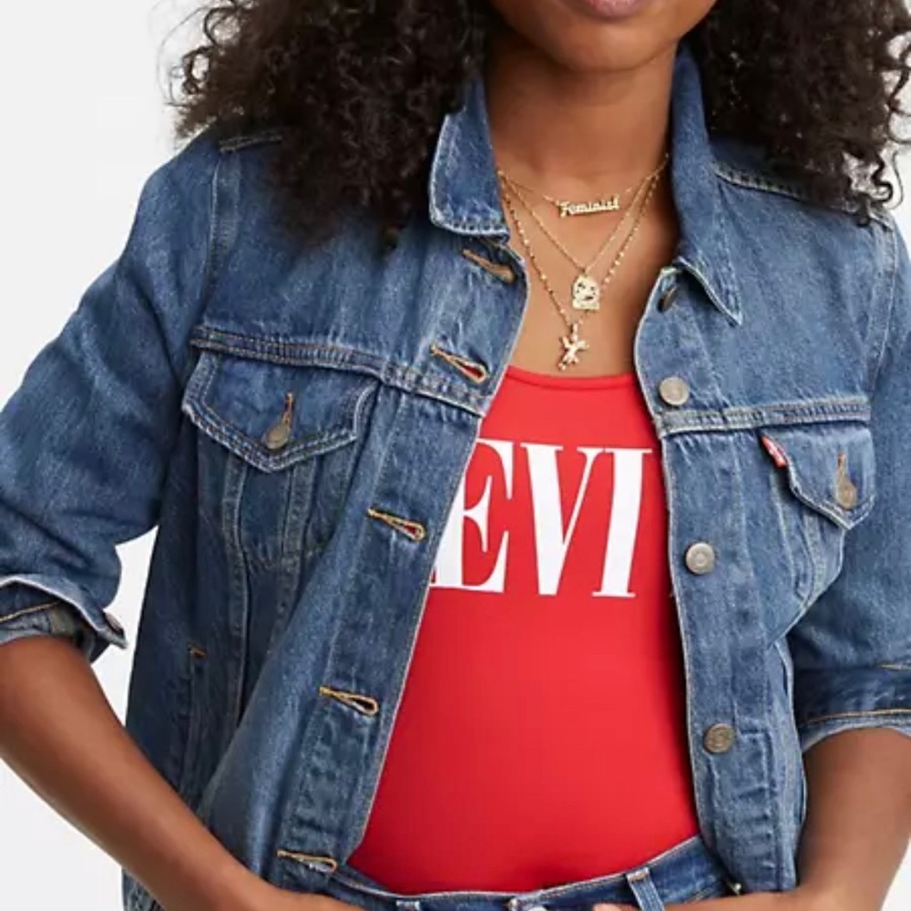 Levi’s Original Trucker Jean Jacket, Adult size S, Blue- Medium Wash